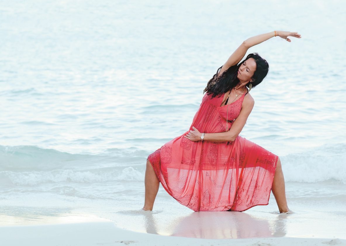 Magic Yoga Flow med Malin Berghagen tisdagar 17.30 på YogaMana Center Östermalm