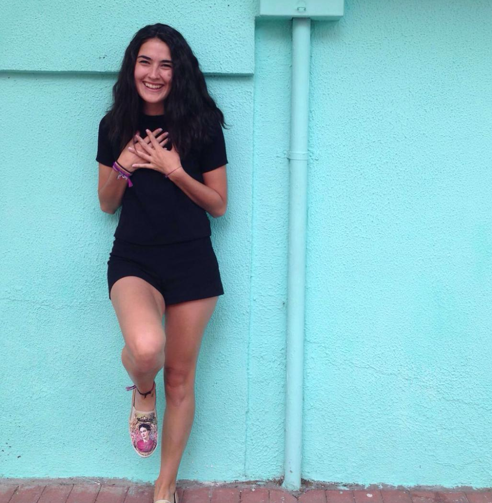 Angelica Herrera yogalärare YogaMana Östermalm